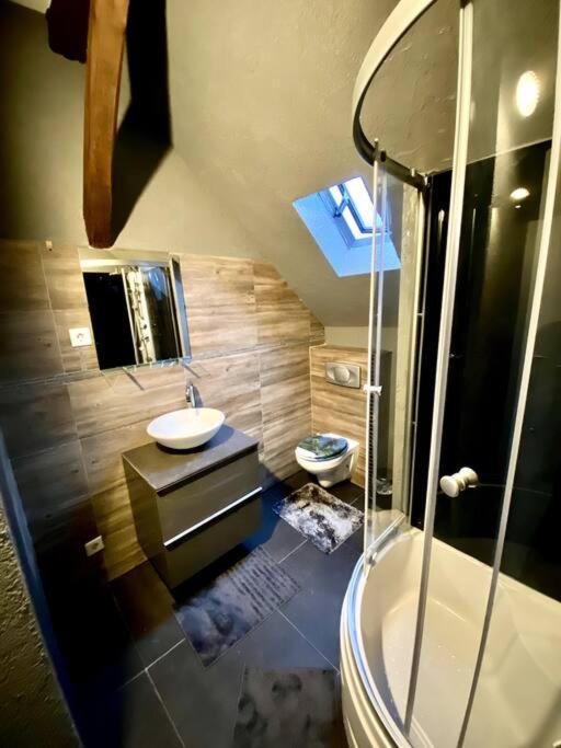 12: Privatzimmer Fuer Reisende Durch Koblenz Coblence Extérieur photo